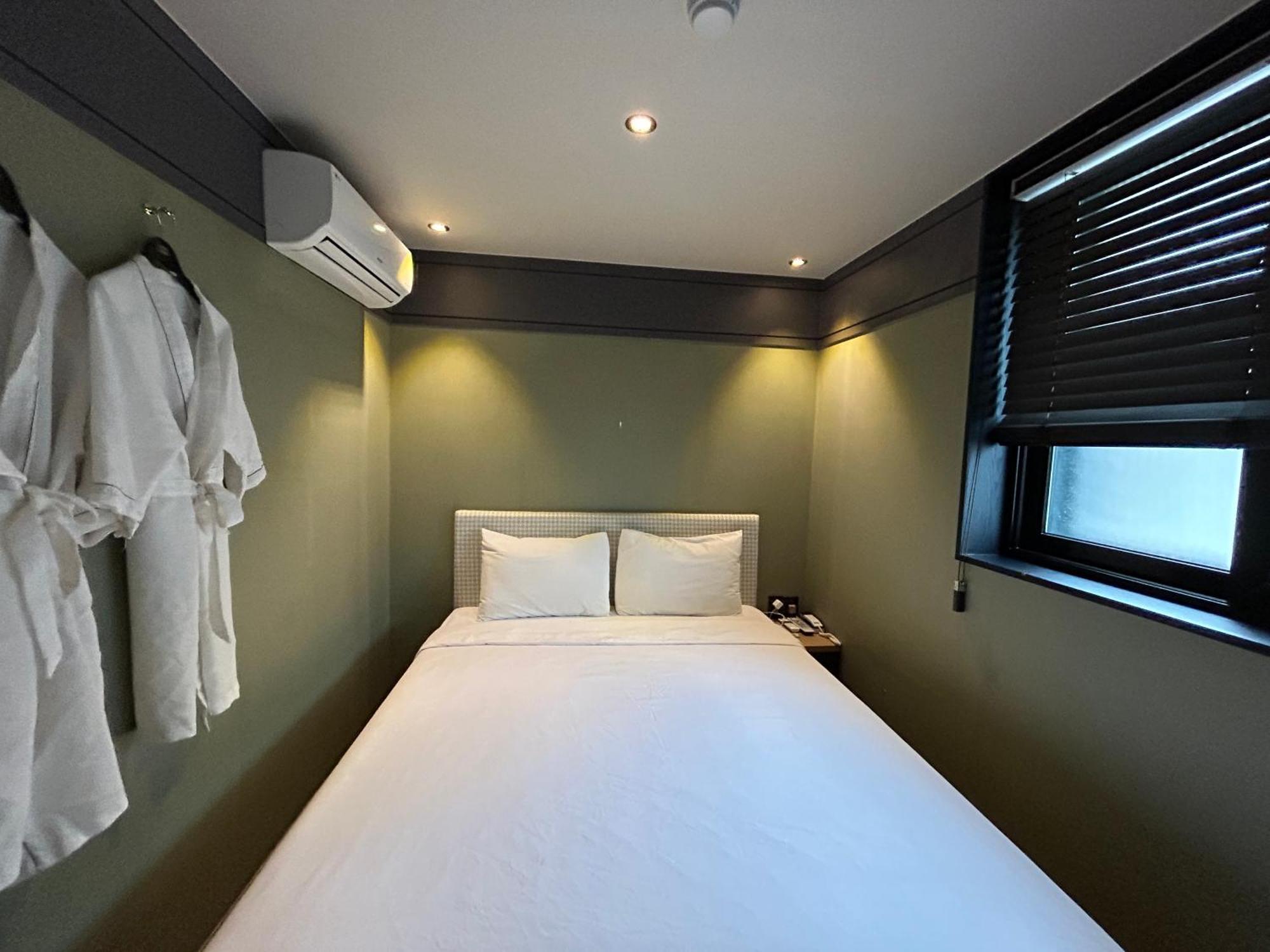Deluxe Motel Кодже Екстер'єр фото