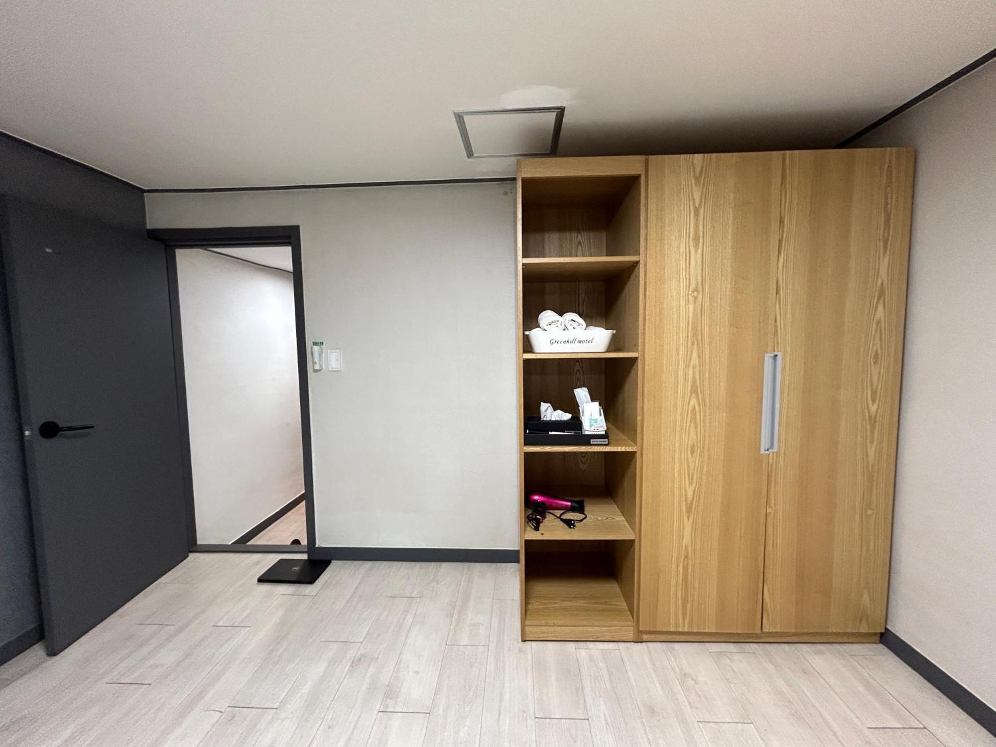 Deluxe Motel Кодже Номер фото