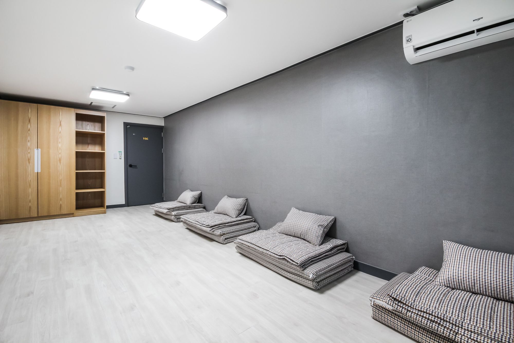 Deluxe Motel Кодже Екстер'єр фото